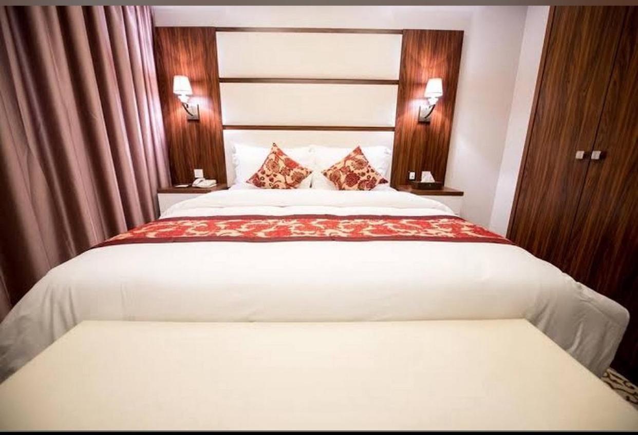 جراند بارك 3*